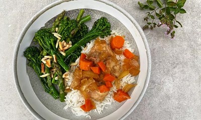 Soy braised chicken thighs