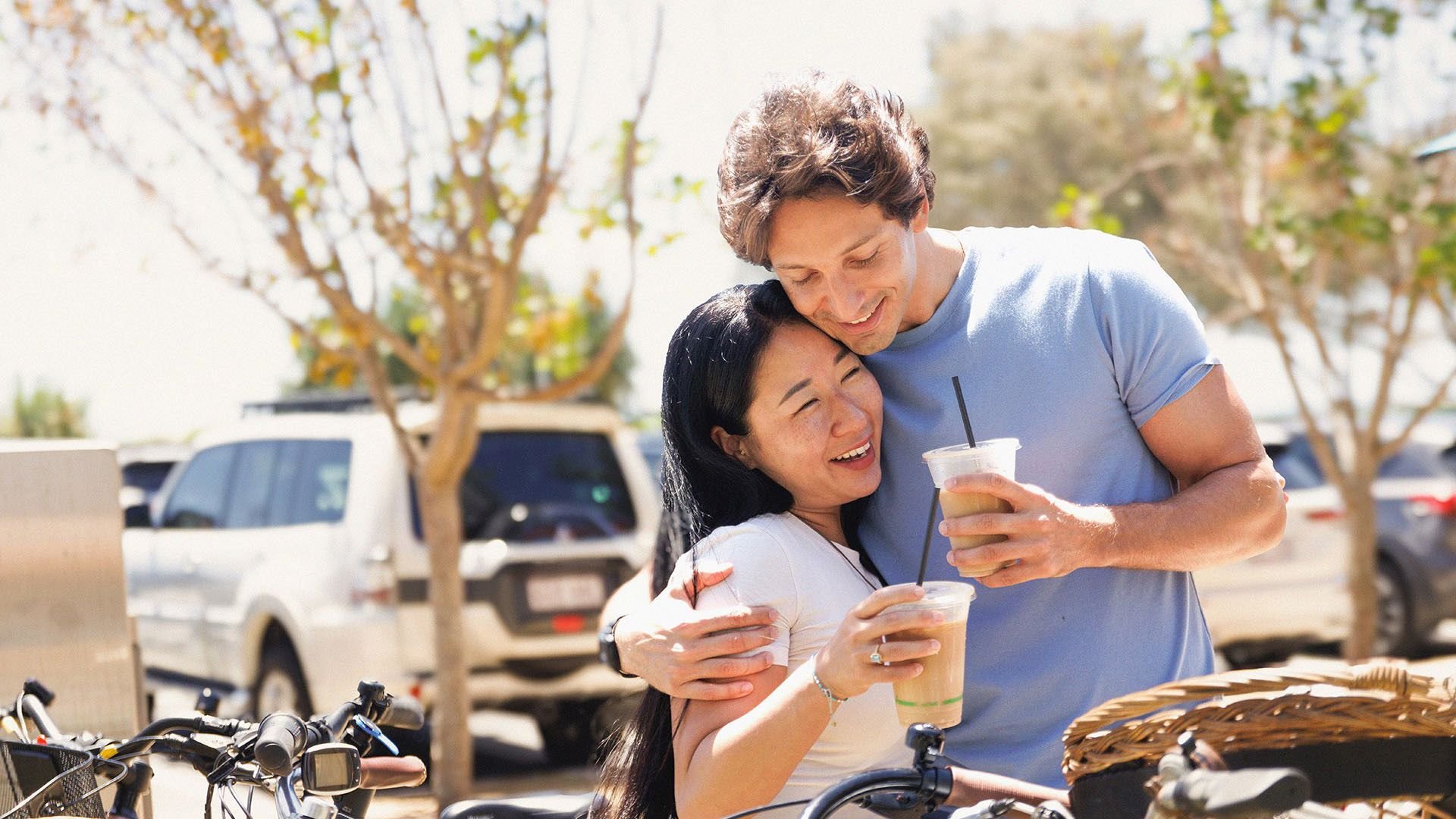 GMHBA-Couple-Sipping on lattes-happy becase they have truly flexible extras that are affordable and contain services that members will actually use.